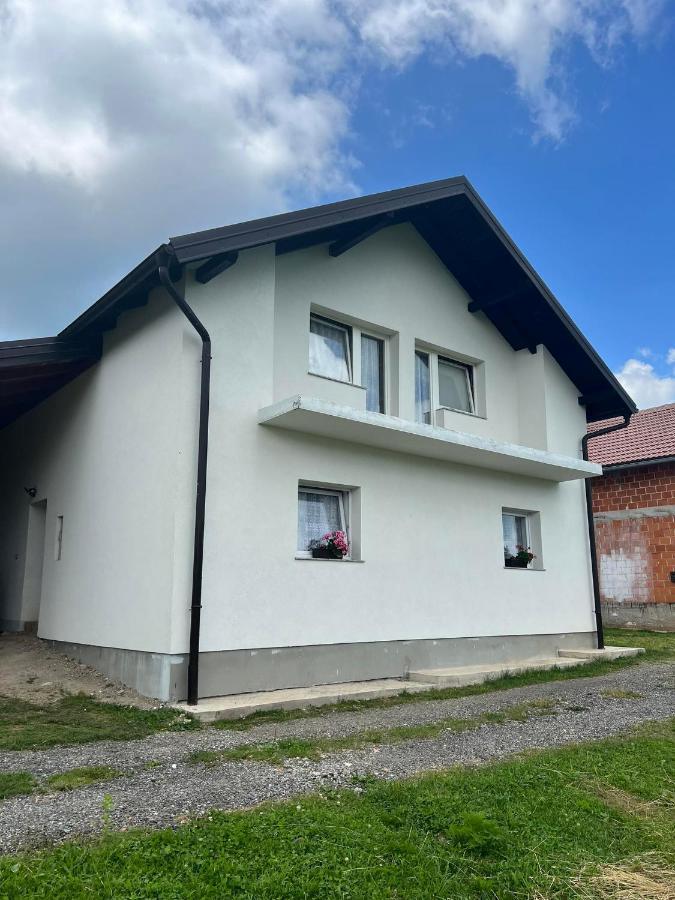 Apartman Djak Plitvička Jezera Zewnętrze zdjęcie